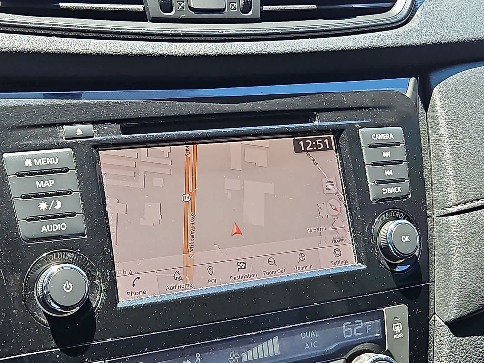 Used 2018 Nissan Rogue SV w/ Premium Package FWD image 20