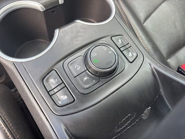 Used 2020 GMC Terrain SLT w/ Preferred Package image 26