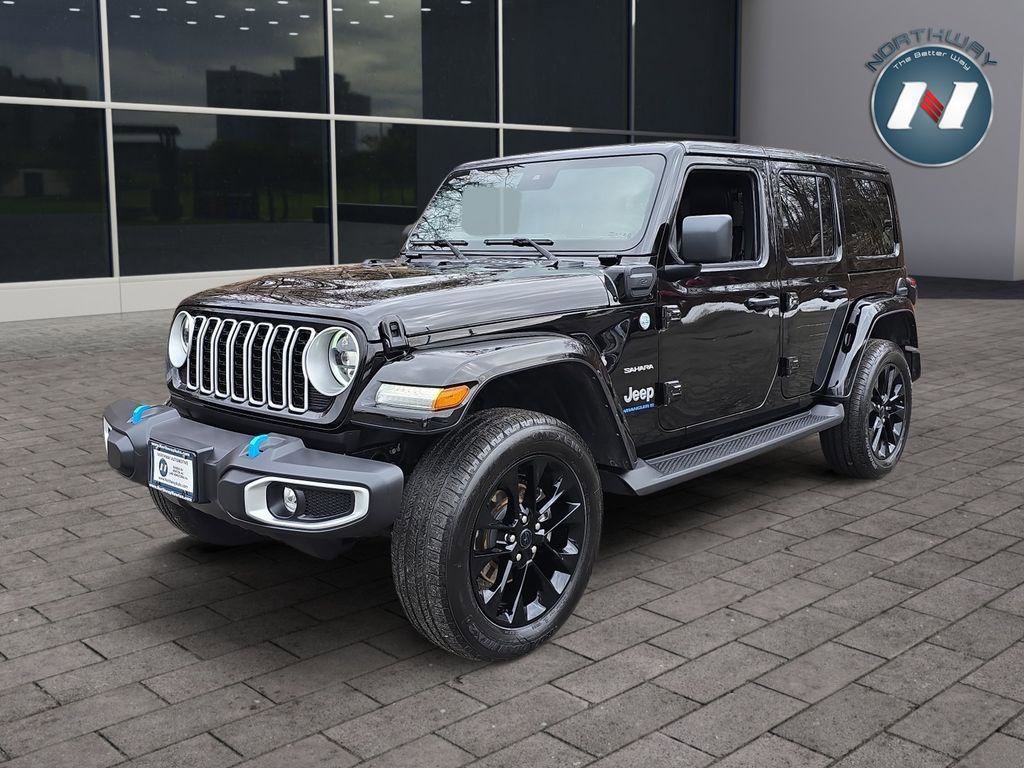 Used 2024 Jeep Wrangler Sahara image 1