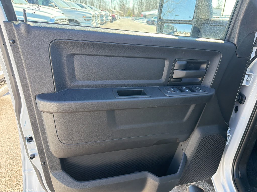 New 2026 RAM 4500 Tradesman w/ Chrome Appearance Group AWD/4WD image 5