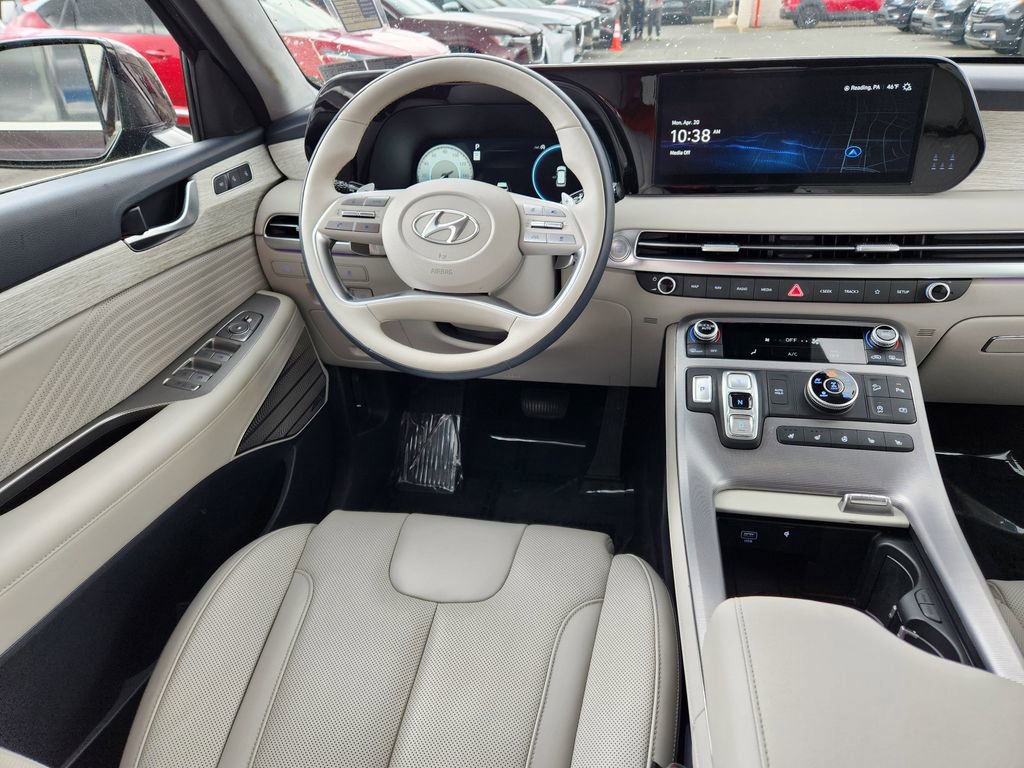 Used 2024 Hyundai Palisade Calligraphy AWD/4WD image 13