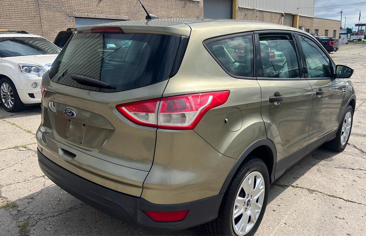 Used 2013 Ford Escape S FWD image 5