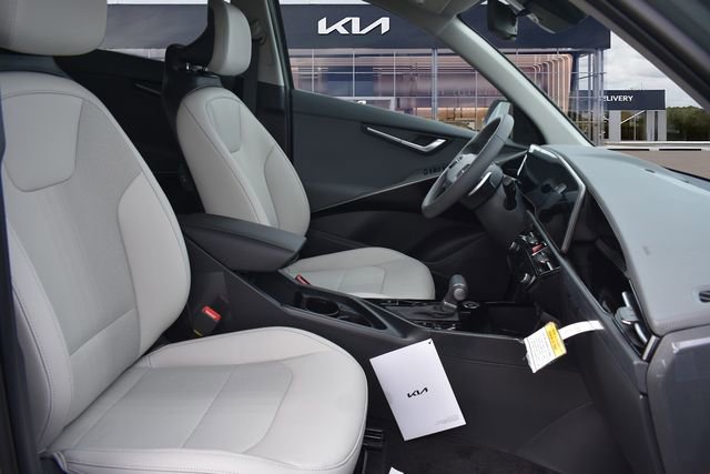 New 2026 Kia Niro EX image 13