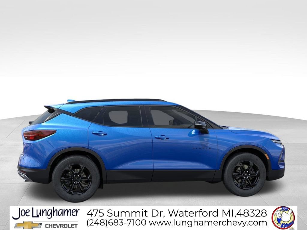 New 2026 Chevrolet Blazer LT w/ Midnight/Sport Edition AWD/4WD image 5