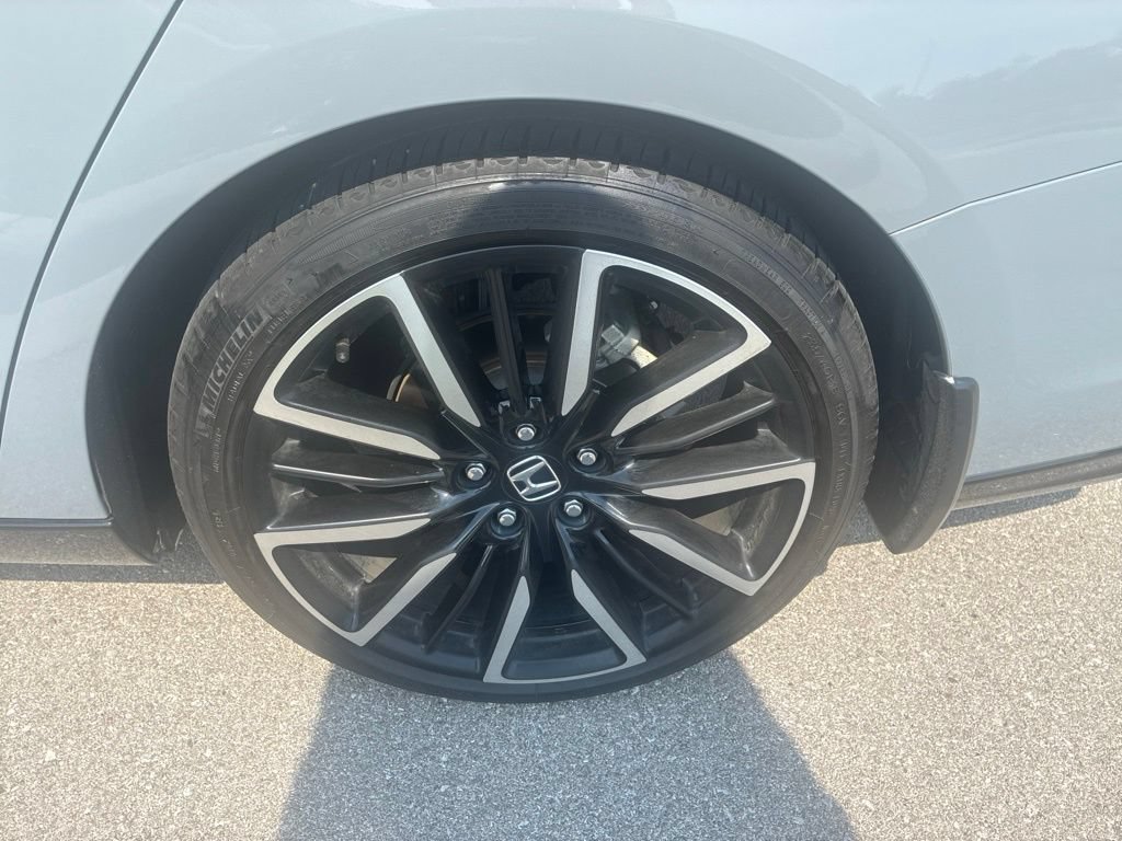 Used 2025 Honda Accord Touring image 26