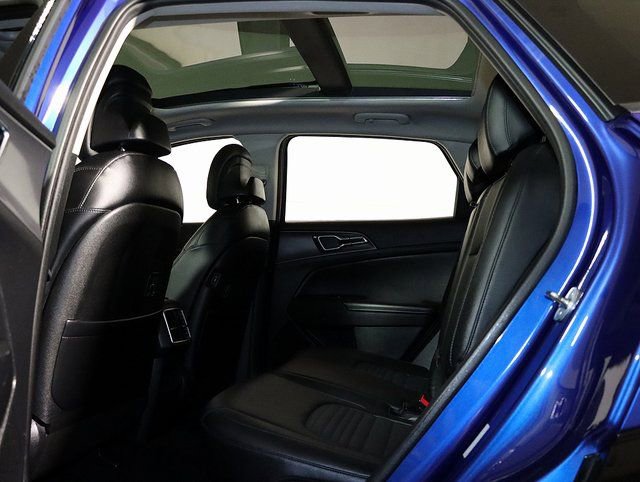 Used 2023 Kia Sportage SX image 14