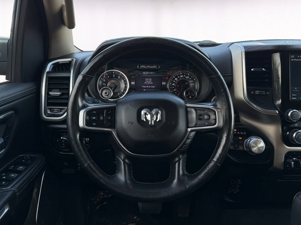 Used 2019 RAM 1500 Laramie AWD/4WD image 12