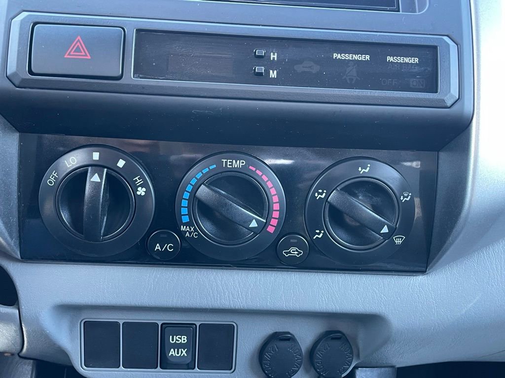 Used 2012 Toyota Tacoma 4x4 Double Cab w/ SR5 Pkg image 28