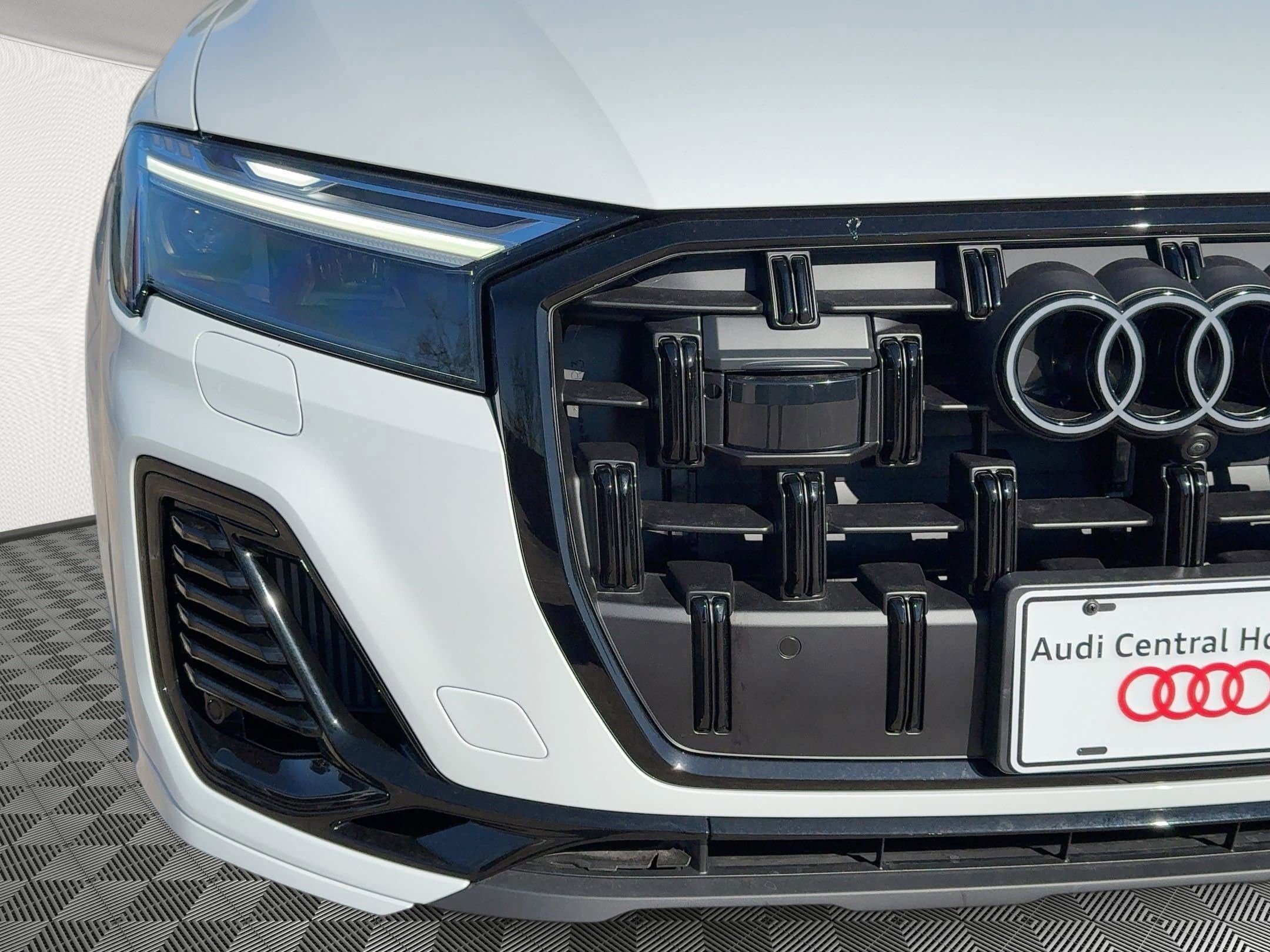 New 2026 Audi Q7 3.0T Premium Plus AWD/4WD image 11