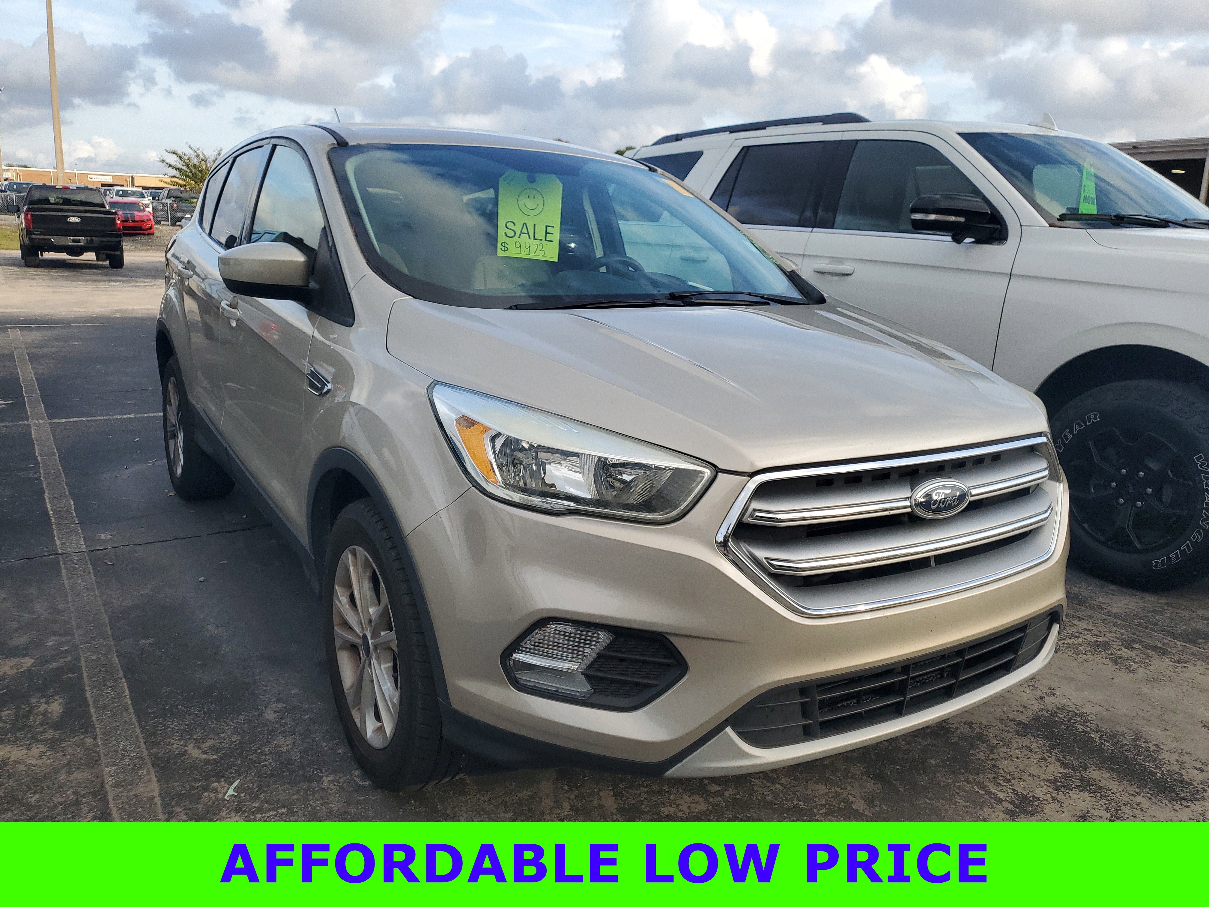 Used 2017 Ford Escape SE