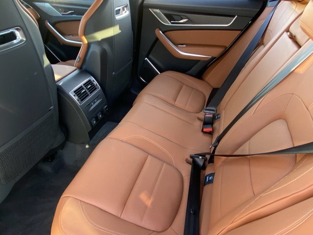 Used 2025 Jaguar F-PACE R-Dynamic S AWD/4WD image 15
