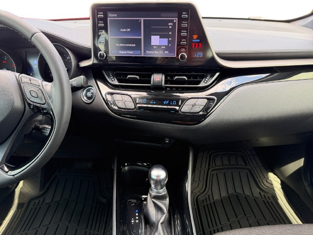 Used 2019 Toyota C-HR XLE FWD image 13