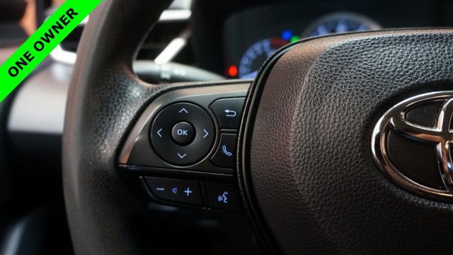 Used 2020 Toyota Corolla LE FWD image 21