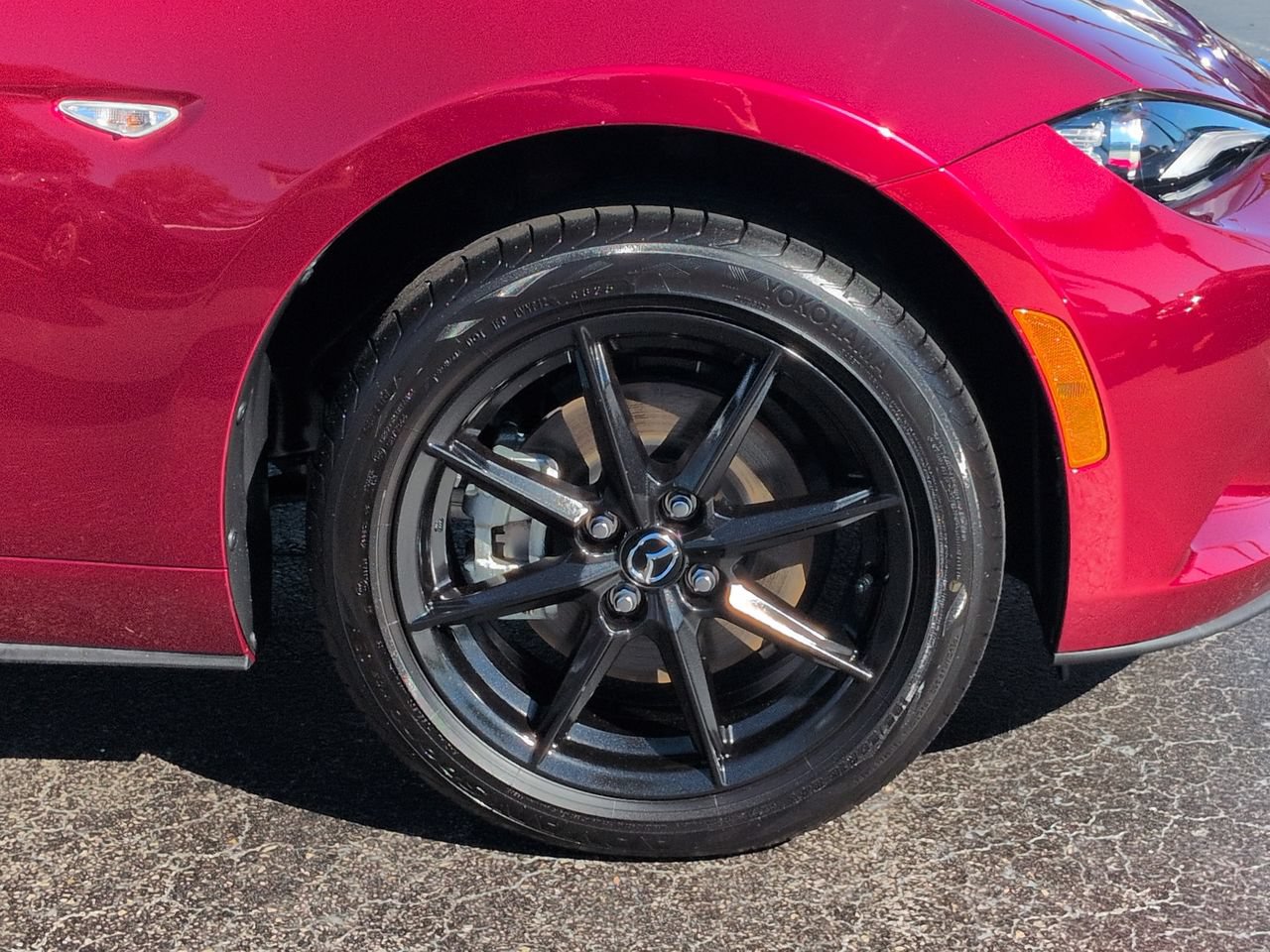 Used 2026 MAZDA MX-5 Miata Sport w/ Interior Package RWD image 11