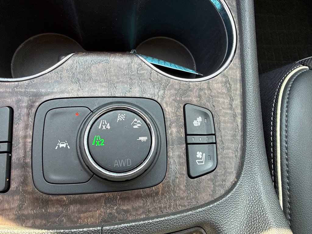 Used 2023 GMC Acadia Denali w/ Denali Ultimate Package AWD/4WD image 36