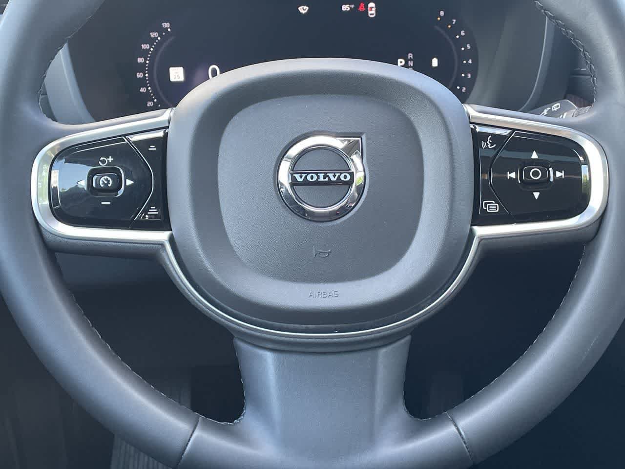 Used 2023 Volvo XC60 B5 Ultimate AWD/4WD image 18