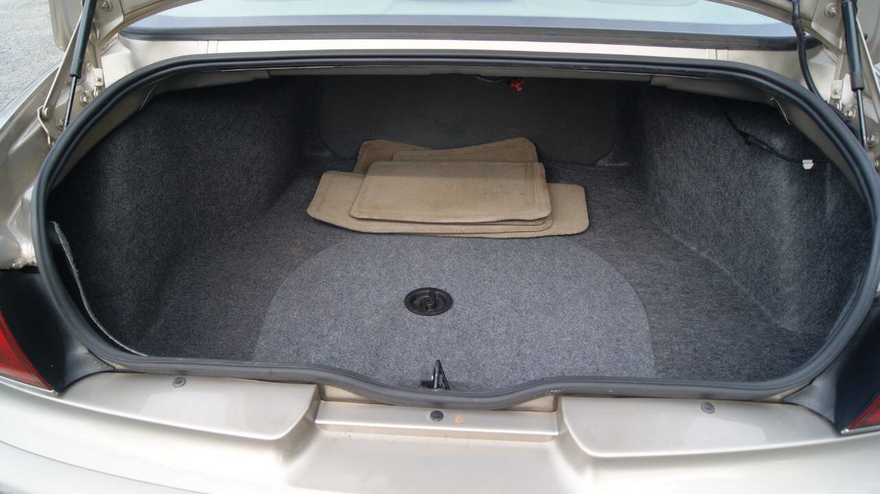 Used 2002 Buick Century Custom image 9