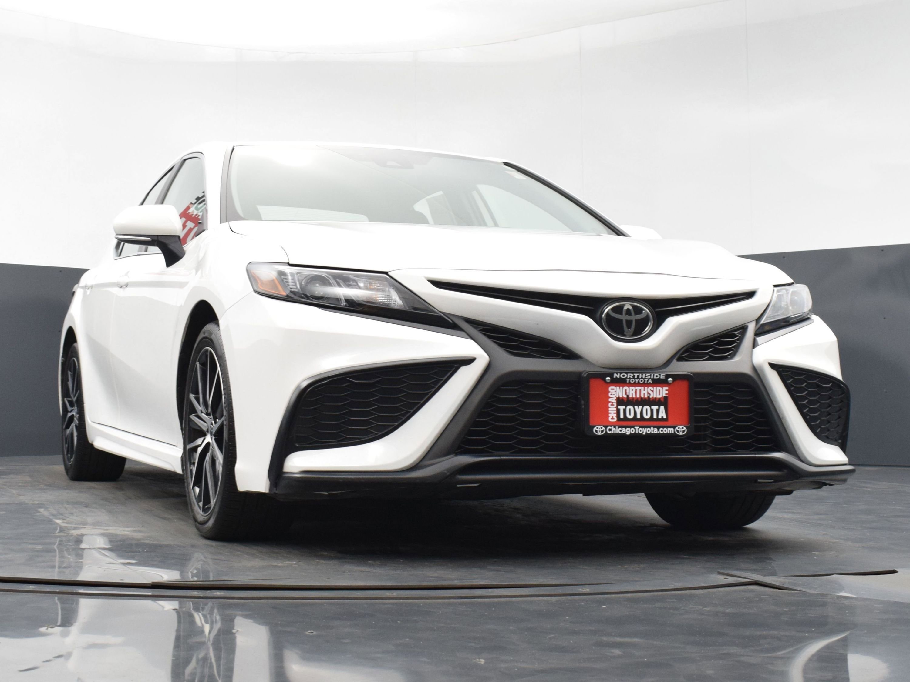 Used 2023 Toyota Camry SE w/ Audio Upgrade Package image 31