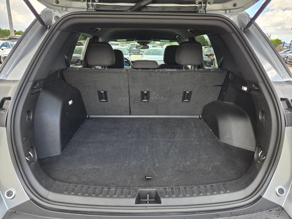 Used 2025 Chevrolet Equinox LT AWD/4WD image 28