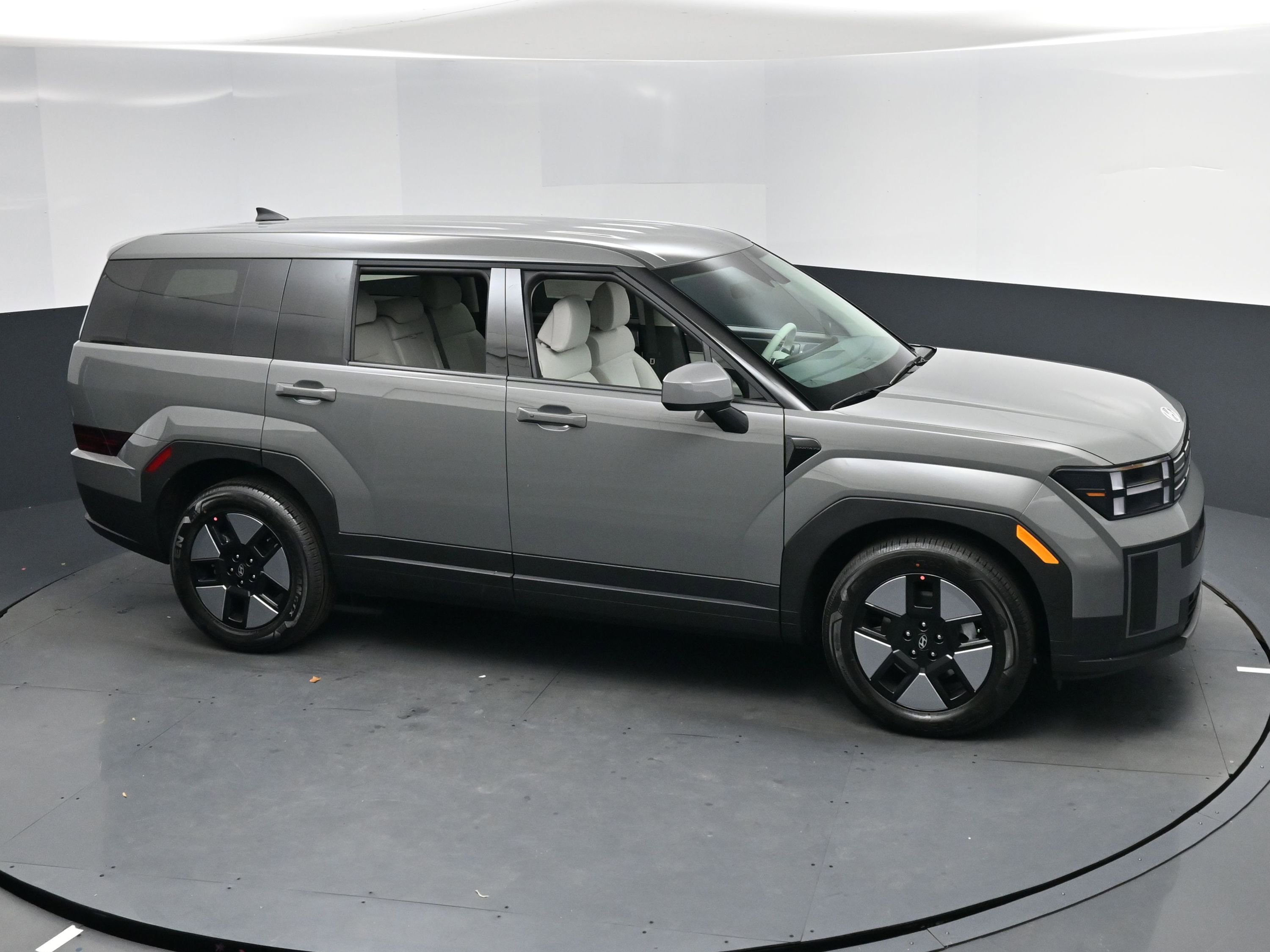 New 2026 Hyundai Santa Fe SE image 7