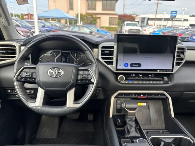 Used 2022 Toyota Tundra Limited AWD/4WD image 17