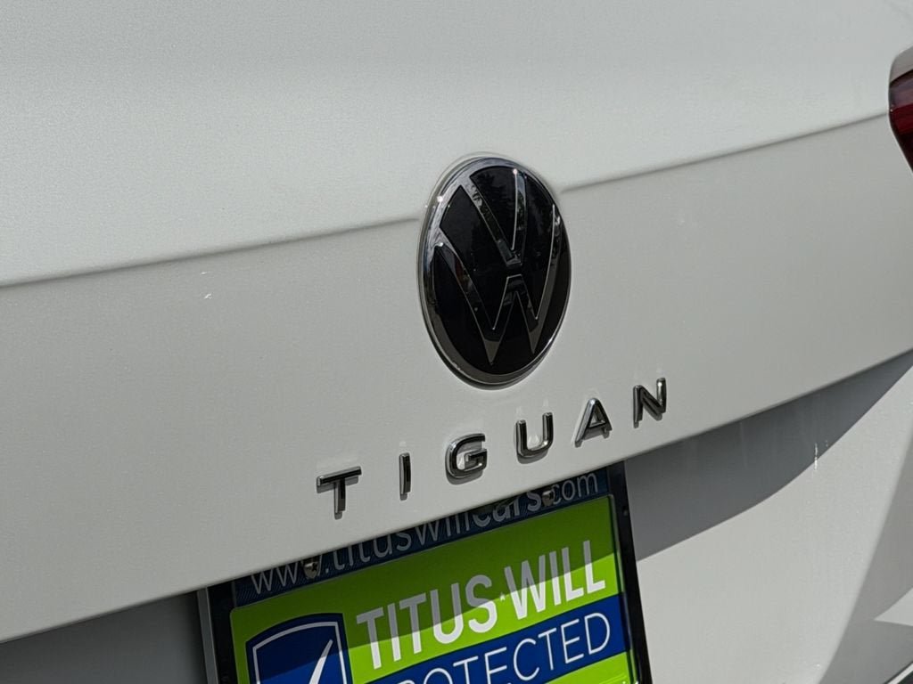 Used 2024 Volkswagen Tiguan SEL R-Line AWD/4WD image 34