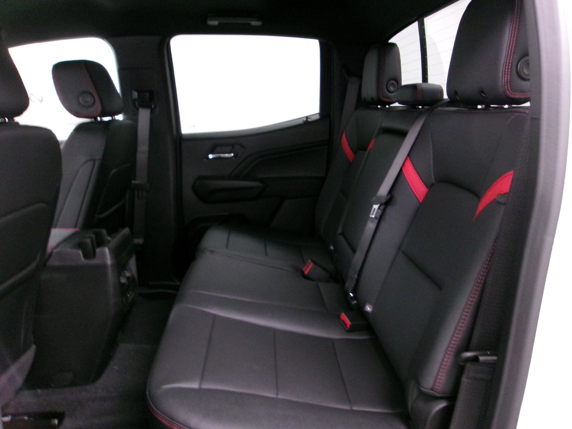 New 2026 Chevrolet Colorado Z71 w/ Z71 Convenience Package 2 image 10