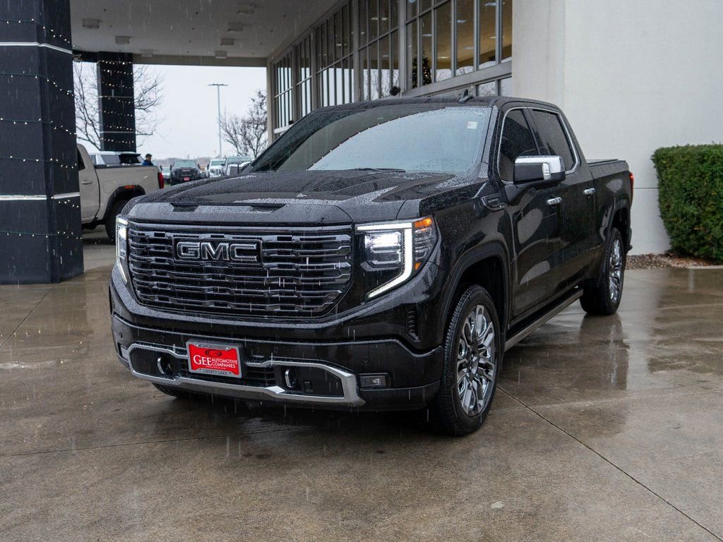 Used 2025 GMC Sierra 1500 Denali Ultimate image 3