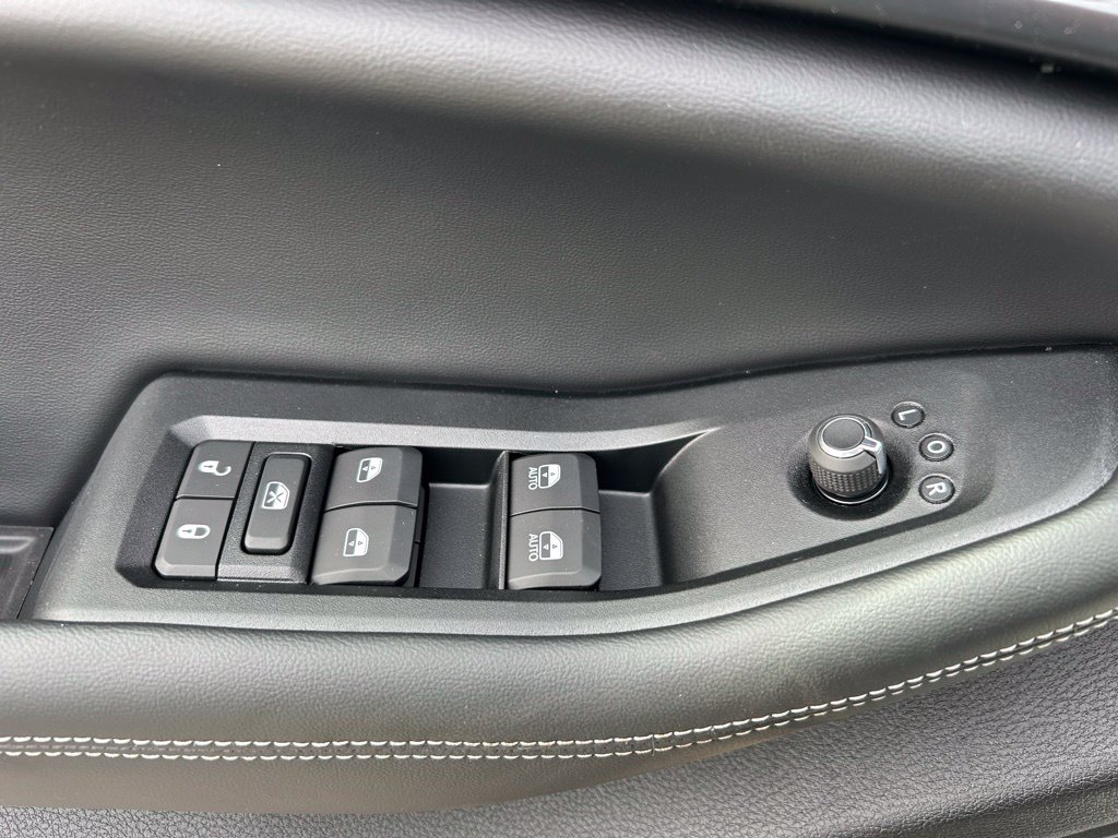 New 2026 Jeep Grand Cherokee Laredo X AWD/4WD image 13