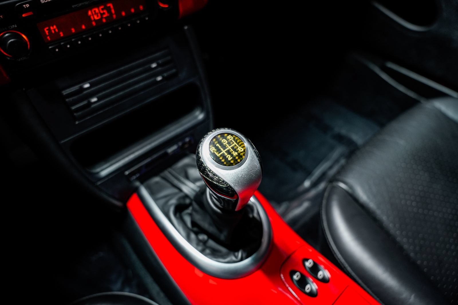 Used 2004 Porsche 911 GT3 RWD image 14
