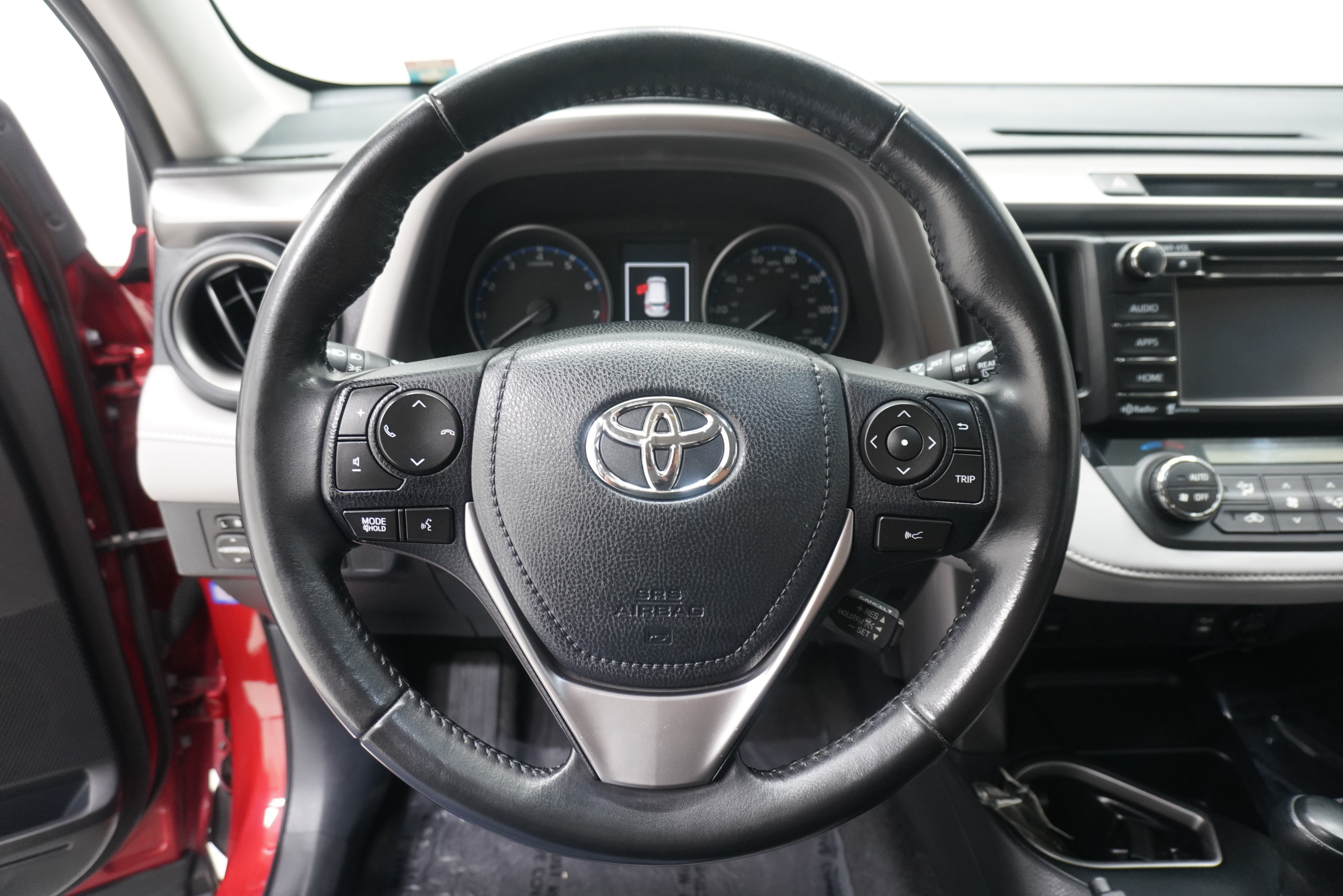 Used 2017 Toyota RAV4 XLE w/ Plus Special Value Package FWD image 15