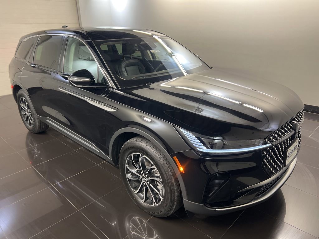New 2026 Lincoln Nautilus Premier AWD/4WD image 1