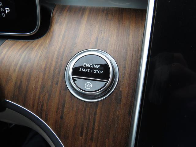 Used 2024 Mercedes-Benz C 300 4MATIC Sedan image 15