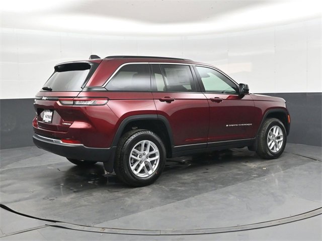 New 2025 Jeep Grand Cherokee Laredo X w/ Luxury Tech Group I image 4