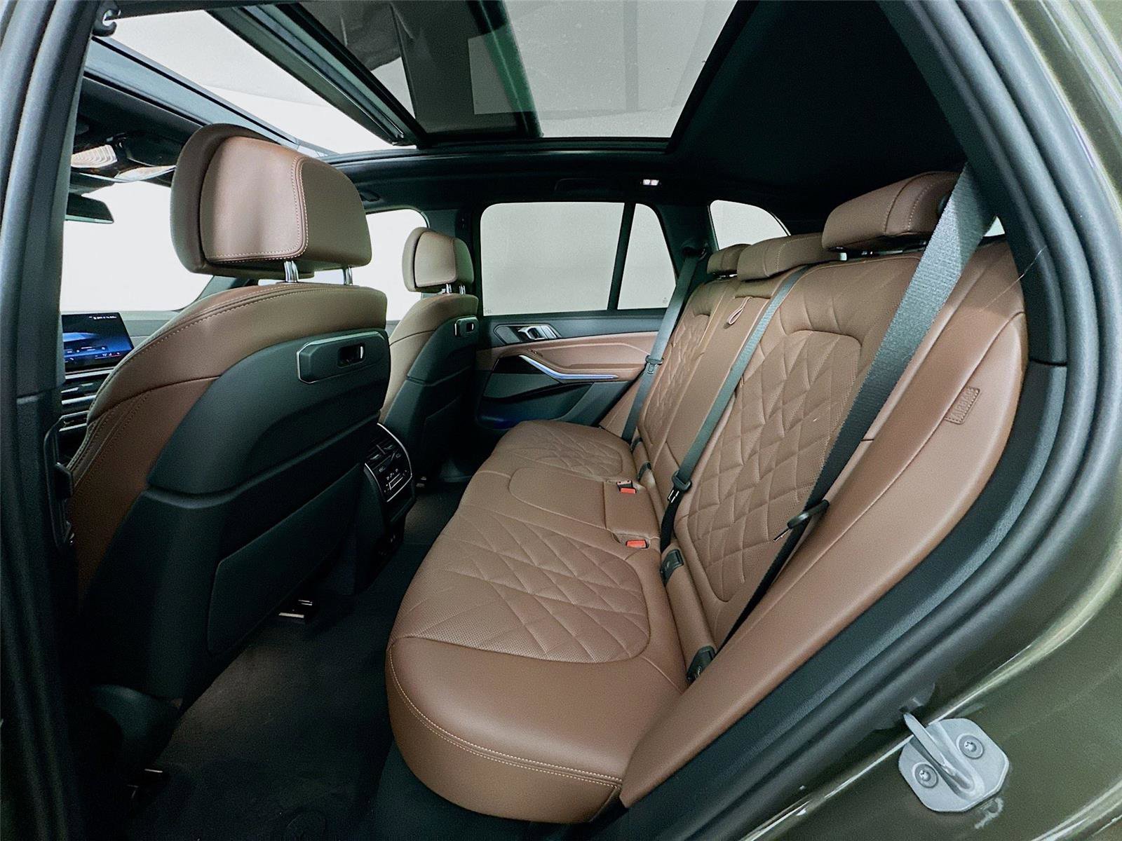 New 2026 BMW X5 xDrive40i w/ M Sport Package image 26