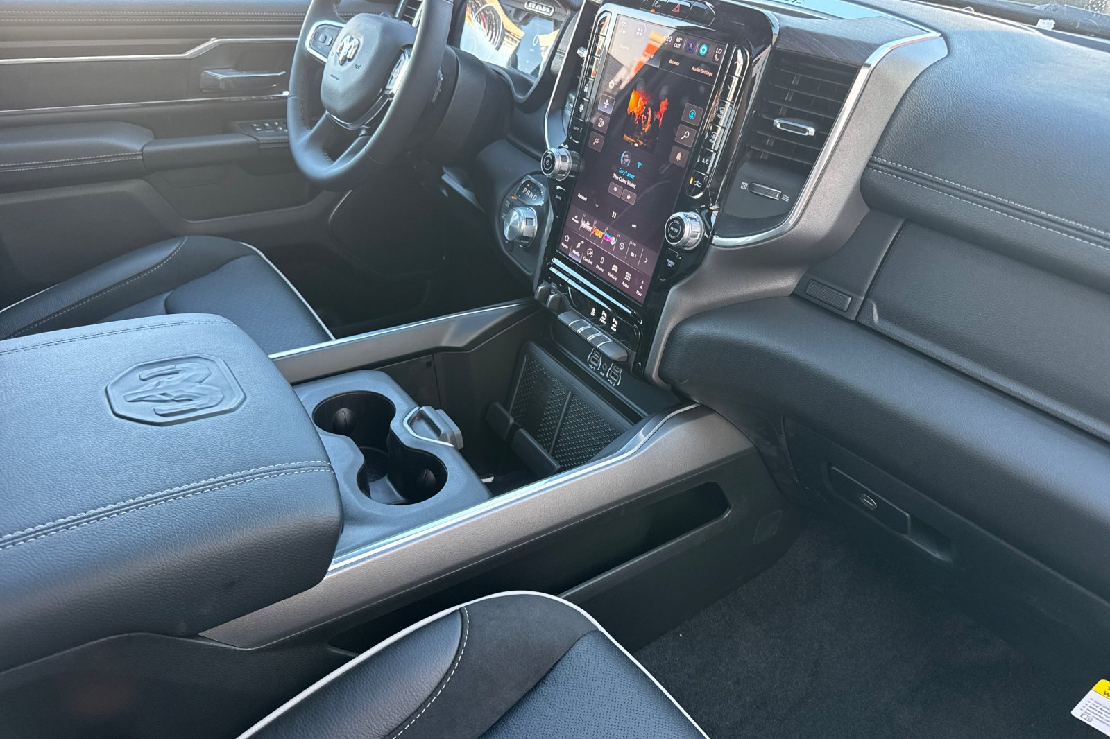 New 2026 RAM 1500 Laramie w/ Night Edition AWD/4WD image 14
