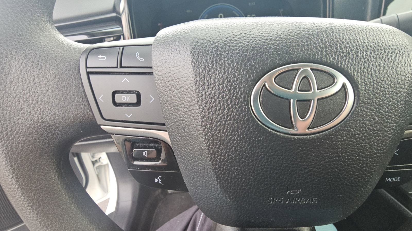 Certified 2025 Toyota Camry LE w/ Convenience Package FWD image 11