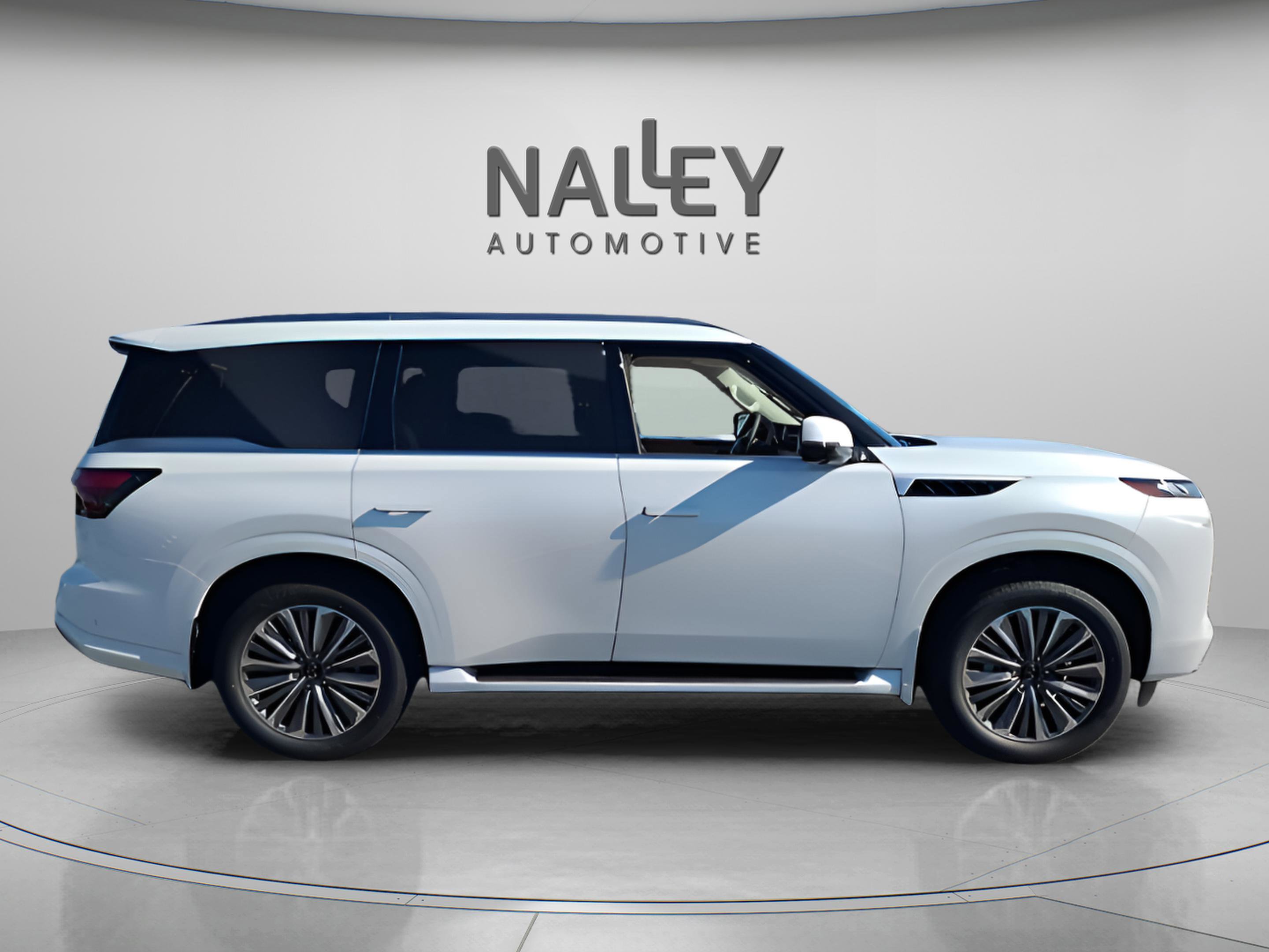 New 2026 INFINITI QX80 Luxe w/ Cargo Package image 7