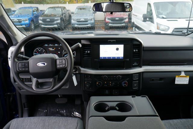 New 2026 Ford F250 XLT w/ FX4 Off-Road Package AWD/4WD image 4