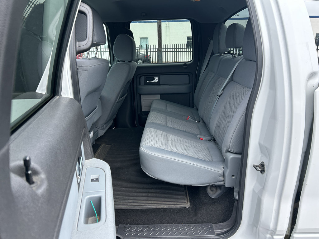 Used 2012 Ford F150 XLT w/ XLT Chrome Pkg AWD/4WD image 32