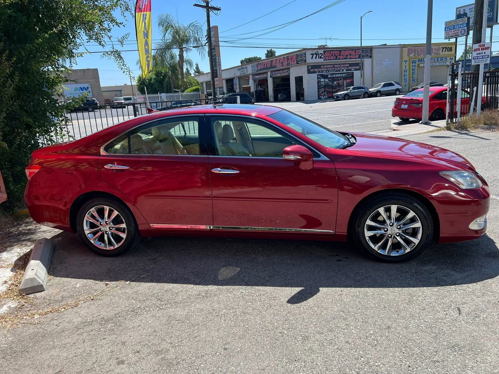 Used 2012 Lexus ES 350 FWD image 4