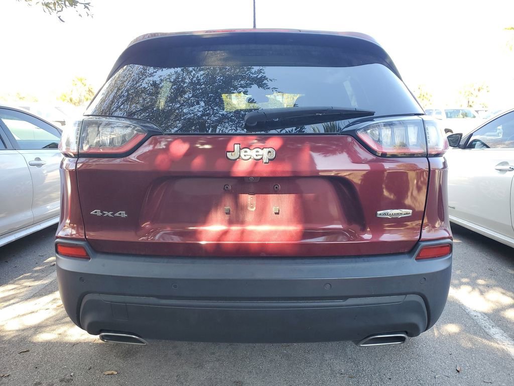 Used 2020 Jeep Cherokee Latitude Plus image 5