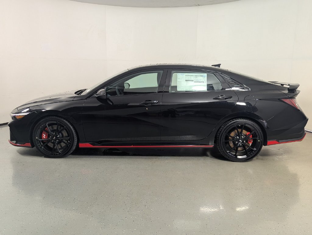 New 2026 Hyundai Elantra N FWD image 4