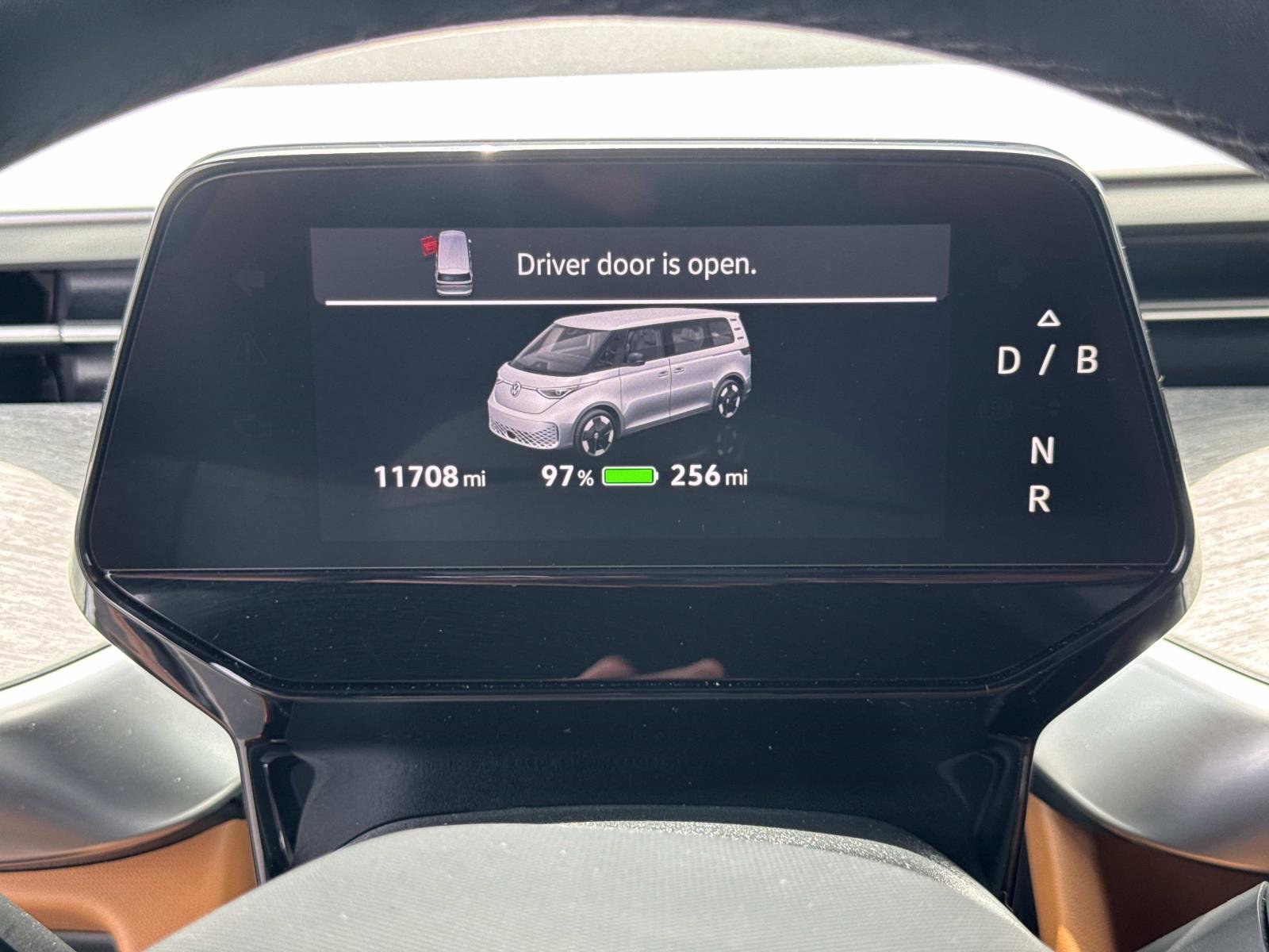Certified 2025 Volkswagen ID. Buzz Pro S Plus RWD image 21