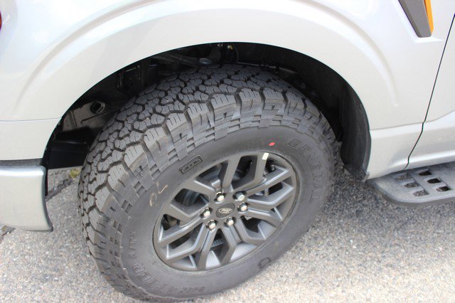 Used 2026 Ford F150 Tremor w/ Equipment Group 402B MID AWD/4WD image 3