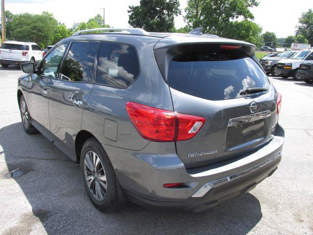 Used 2019 Nissan Pathfinder SV AWD/4WD image 5