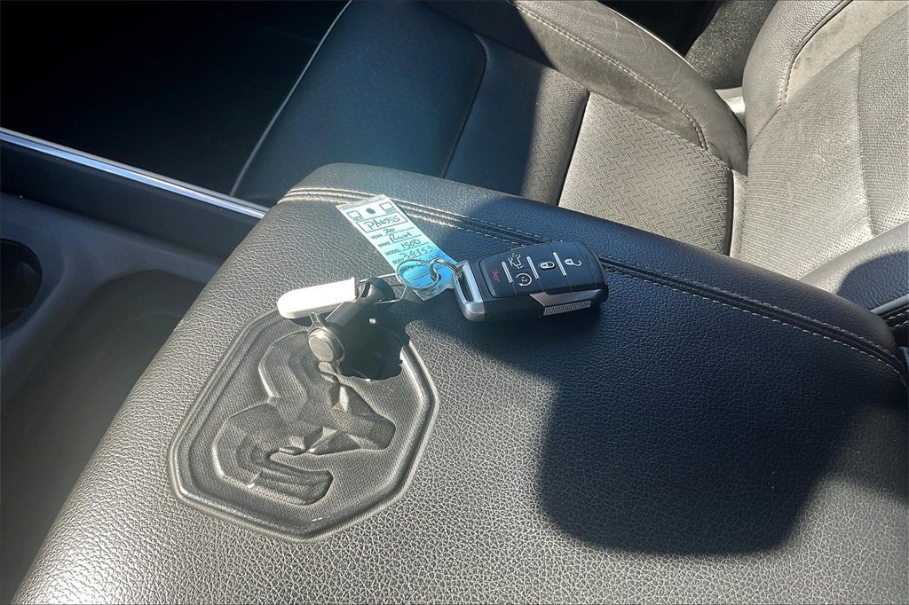 Used 2020 RAM 1500 Laramie image 13