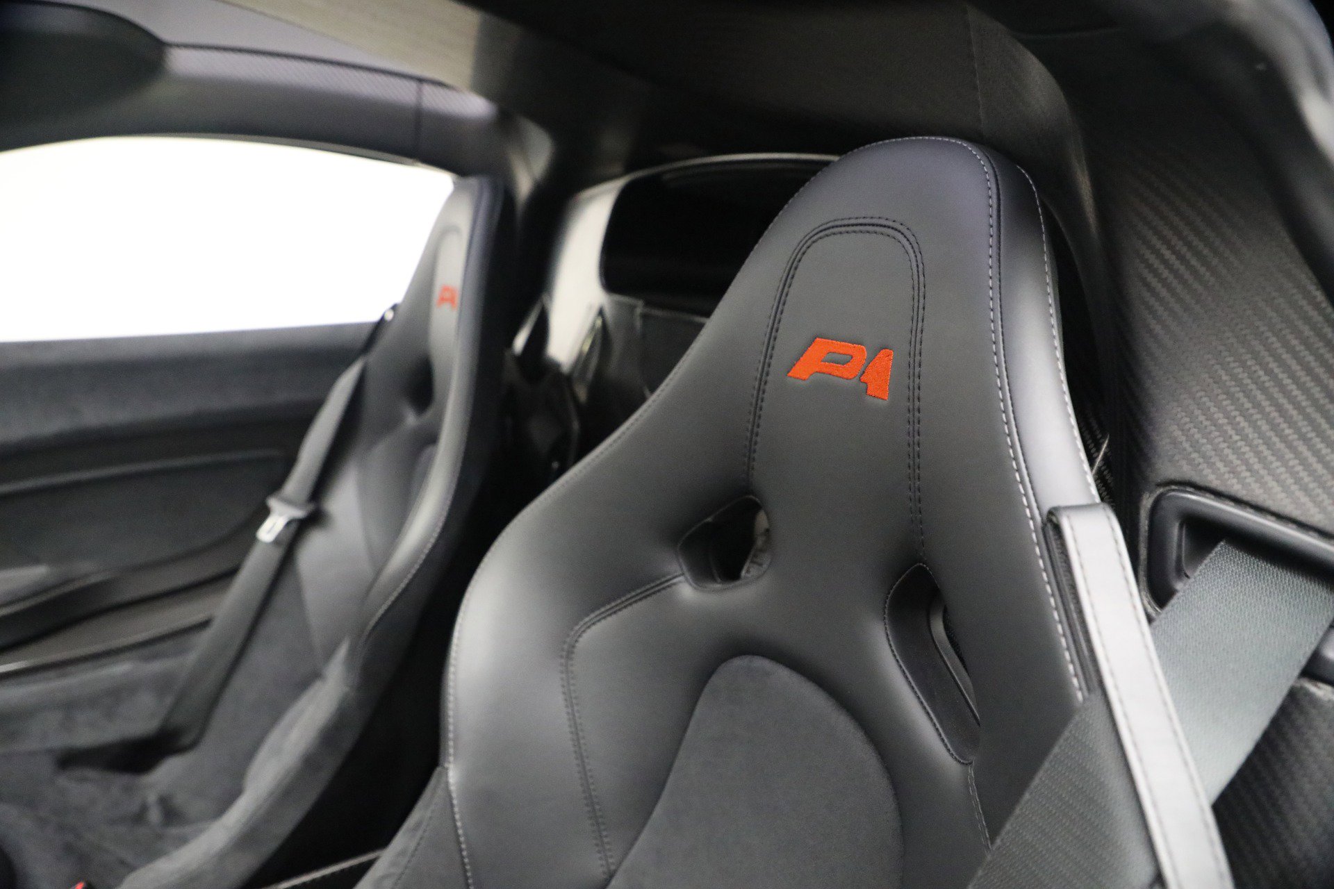 Used 2014 McLaren P1 image 27