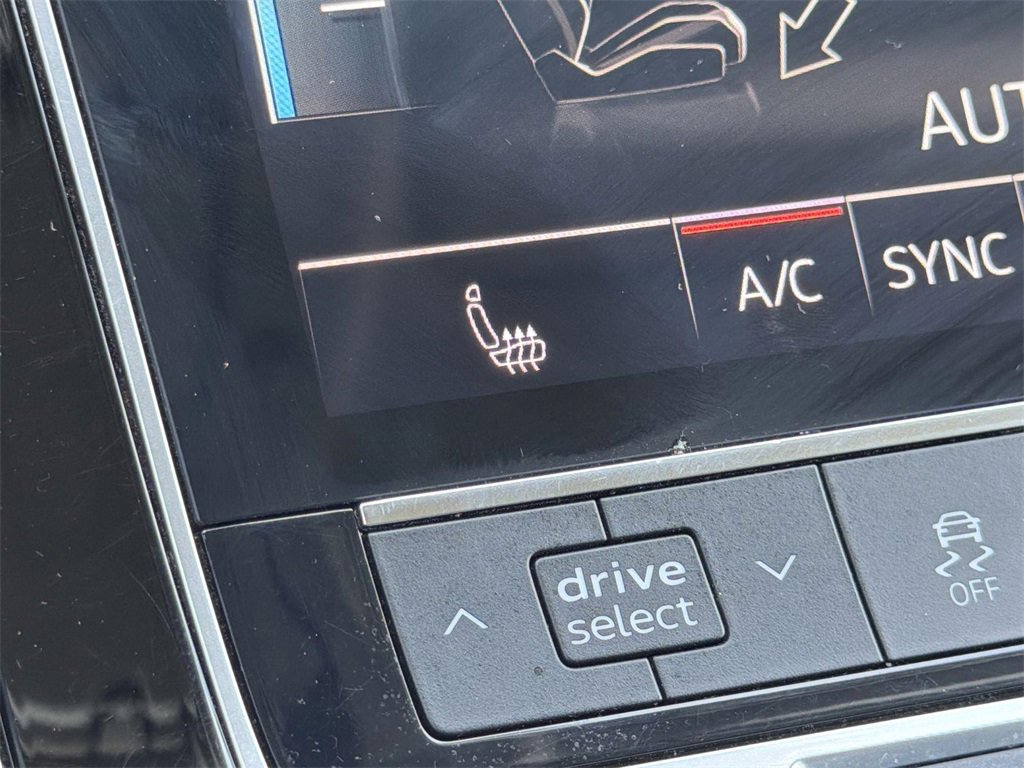 Used 2023 Audi Q7 3.0T Premium Plus image 18