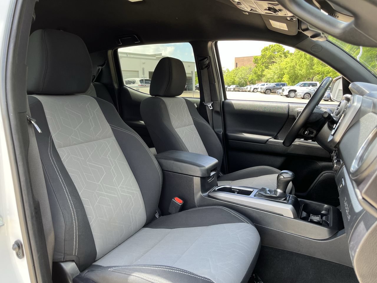 Used 2023 Toyota Tacoma TRD Off-Road w/ Technology Package AWD/4WD image 24